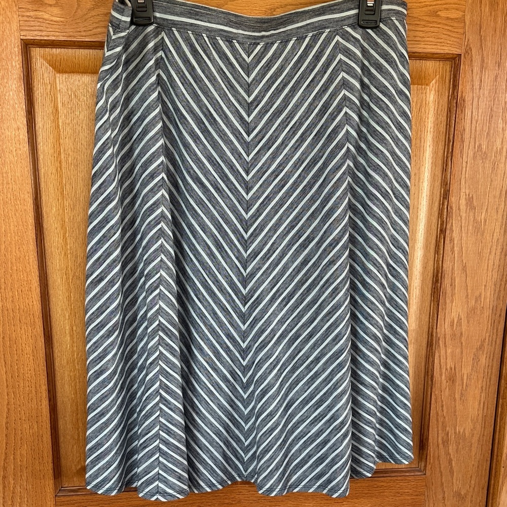 Talbots Chevron Stripe Skirt - Picture 2 of 3
